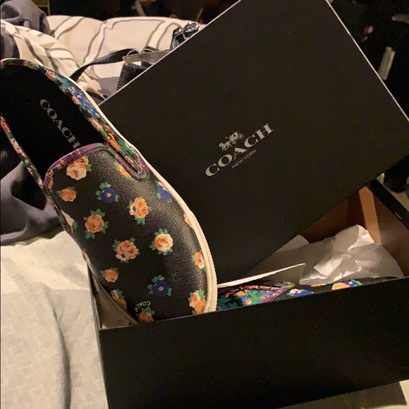 Shoes 7.5